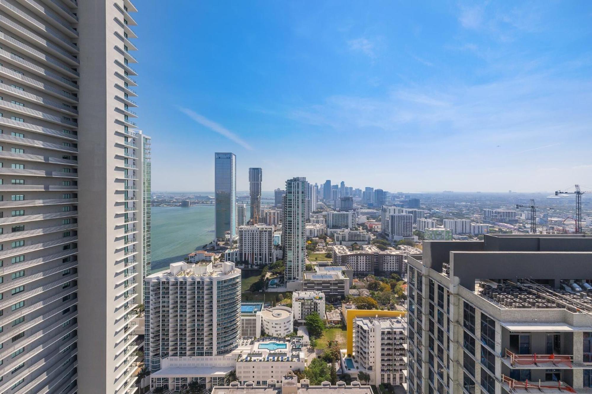 Unique High-Rise Condo In Miami Exteriör bild
